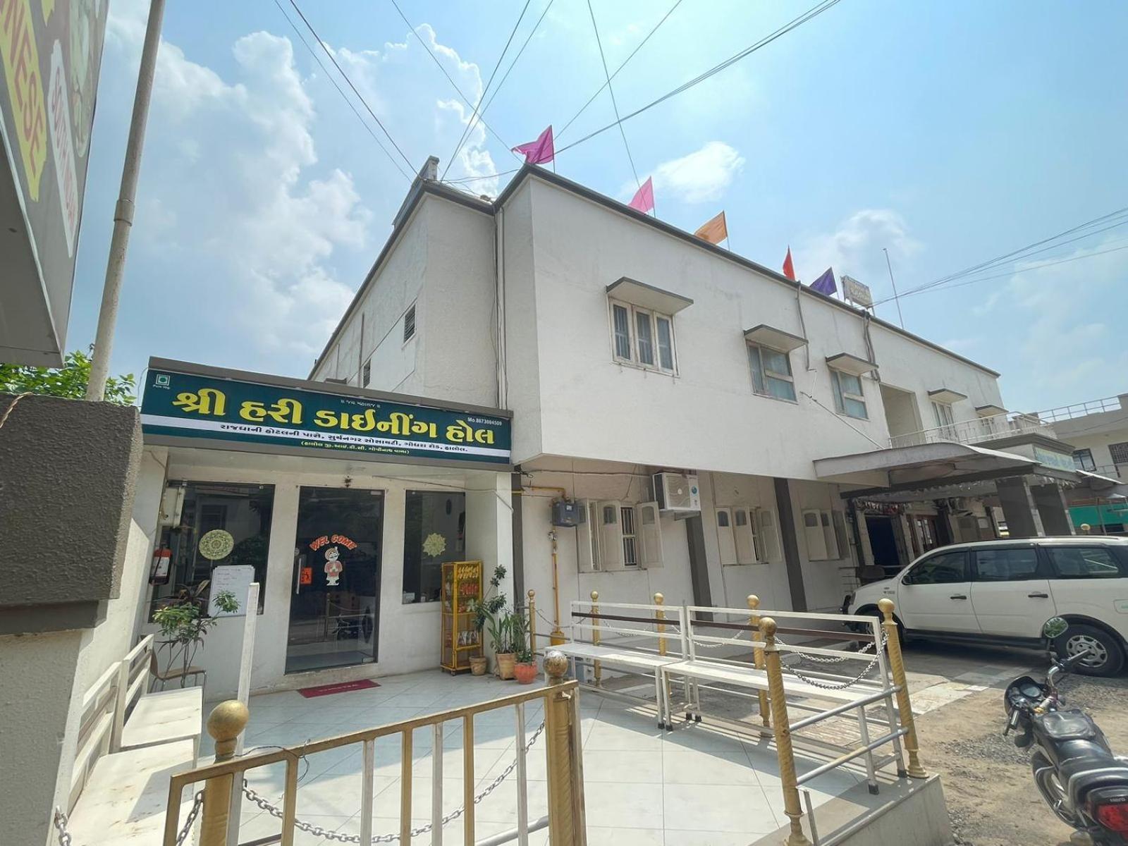 Hotel Rajdhani And Guest House Gujarat - Best Family Hotel In Halol Near Pavagadh And Halol Gidc Exterior foto
