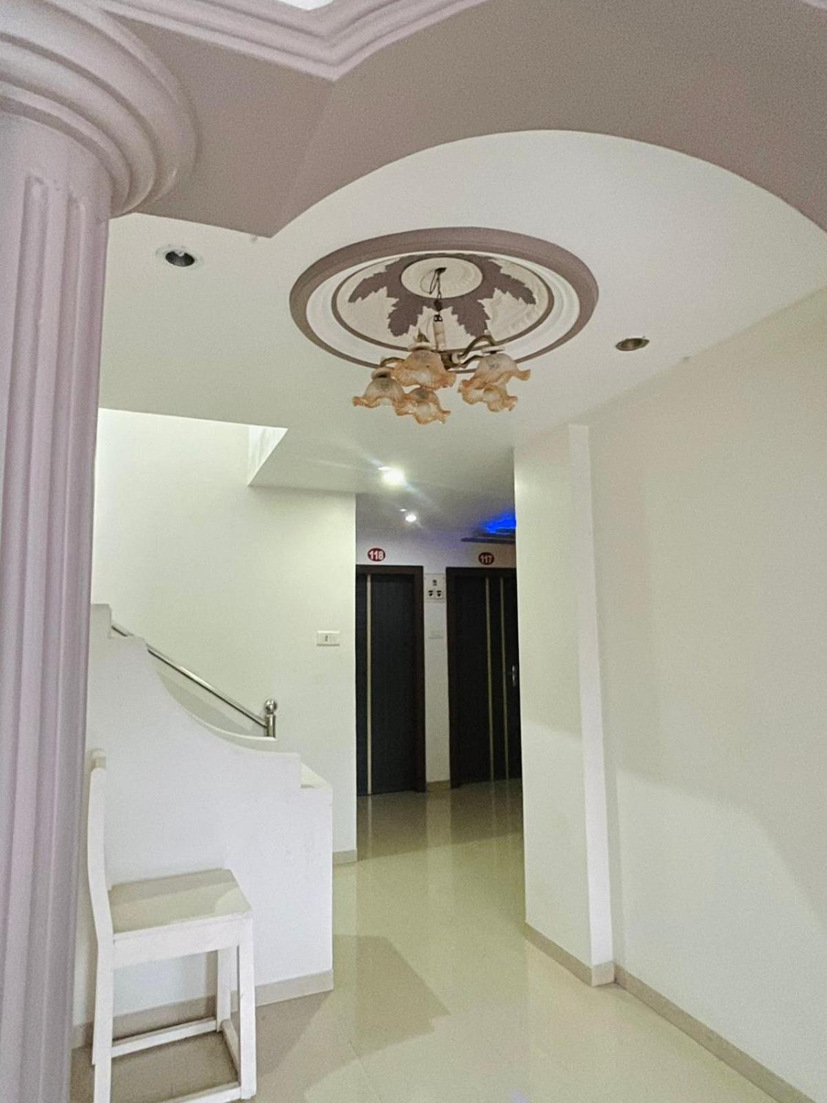 Hotel Rajdhani And Guest House Gujarat - Best Family Hotel In Halol Near Pavagadh And Halol Gidc Exterior foto